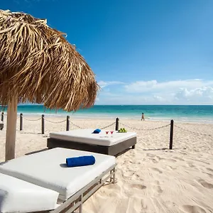 bavaro-princess-all-suites-resort-spa-casino.greaterantilleshotels.net/
